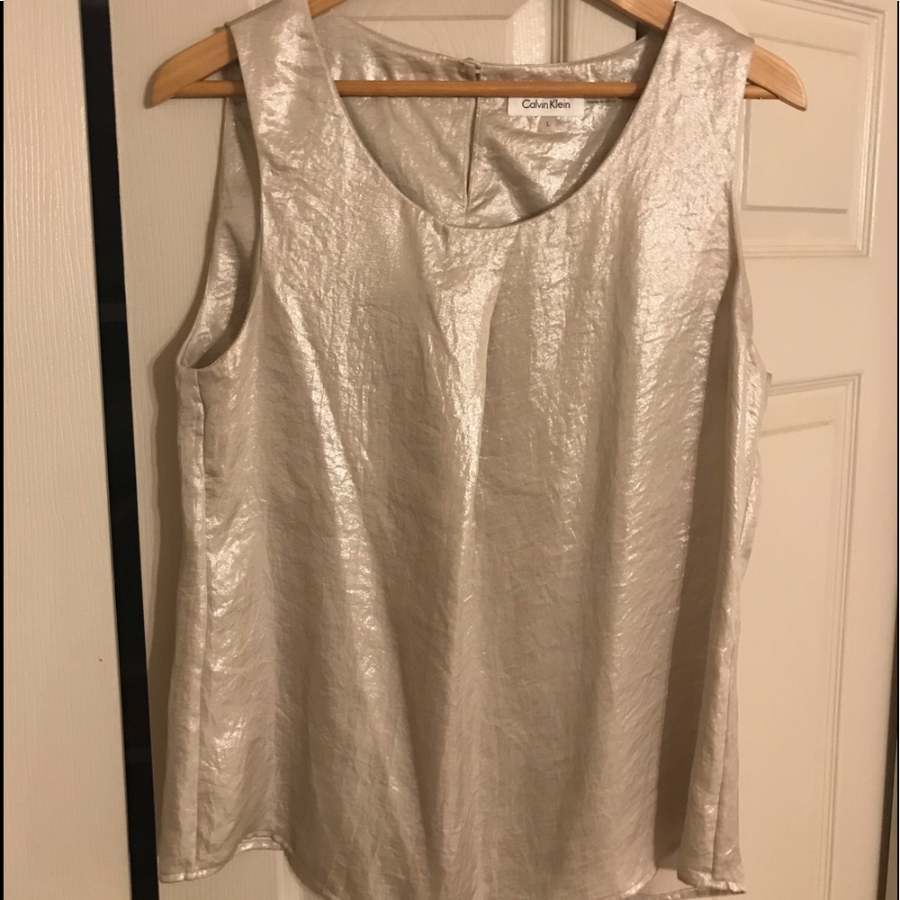🌟Calvin Kline shimmery tank Sz L. So elegant!